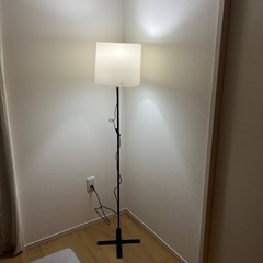 IKEA   フロアランプ
の画像
