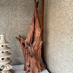 1月まで！どちらかでもOK！石の塔　古木の置物の画像