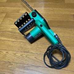 マキタ300mmチェーンソーM501の画像