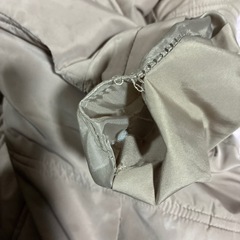 ポケットの破れあり　Ｌサイズ　ロングコート　の画像