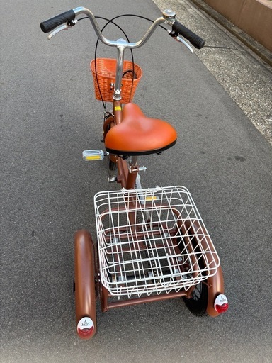 三輪車　大人、高齢者
