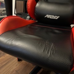 定価4万 　PRORS 　ゲーミングチェアの画像