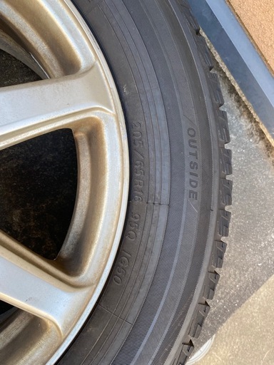 ［値下げ］スタットレスタイヤ205/65R16
