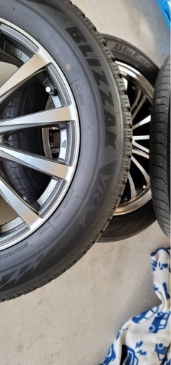 C-HR ブリジストン スタッドレスタイヤ 215/60R17