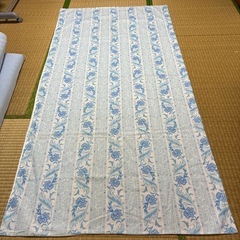 レトロな掛け布団、敷き布団カバーの画像