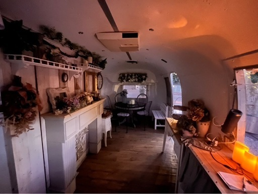 1964年式Airstream（エアストリーム）26フィート ヴィンテージエアストリーム キャンピングトレーラー ランドヨット 店舗 