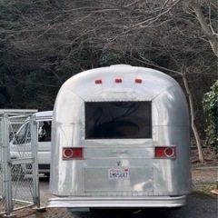 1964年式Airstream（エアストリーム）26フィート ヴィンテージエアストリーム キャンピングトレーラー ランドヨット 店舗 トレーラーハウスの画像