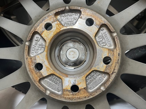 225/65R17 96H ピレリ　ホイル付き　社外17インチ7J+53  PCD114.3/5H