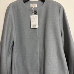 新品未使用　13号　グレーノーカラージャケットの画像