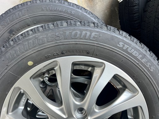 スタッドレスタイヤ4本セット（165/65R14 79Q ブリザックVRX）
