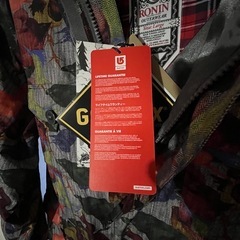 Burton RONIN  アウターウェア　Lサイズ　鳥柄の画像