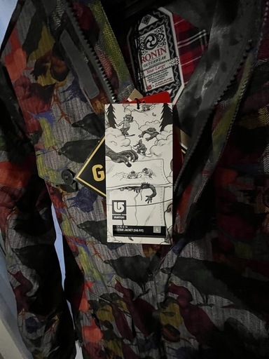 Burton RONIN  アウターウェア　Lサイズ　鳥柄