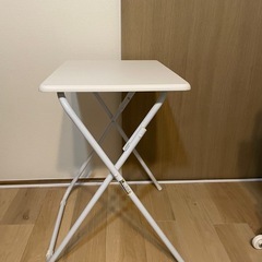 ニトリ 折りたたみデスクの画像