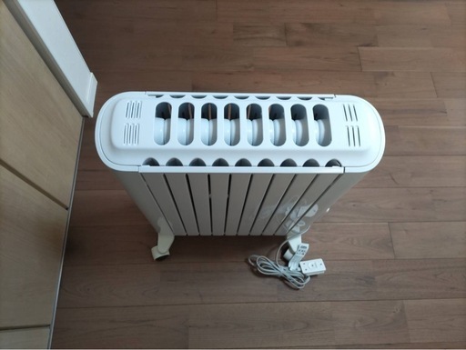 超美品デロンギオイルヒーター【4か月使用】 RHJ65L0915