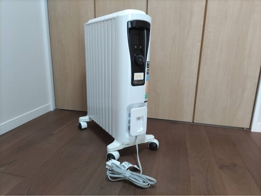 超美品デロンギオイルヒーター【4か月使用】 RHJ65L0915