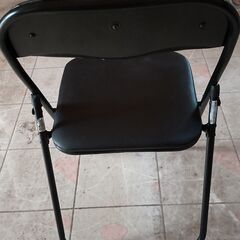 パイプ椅子Cの画像