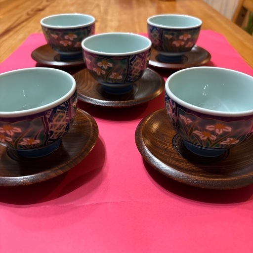 古伊万里湯呑茶碗と茶たく (SS) 横山の食器《その他》の中古あげます