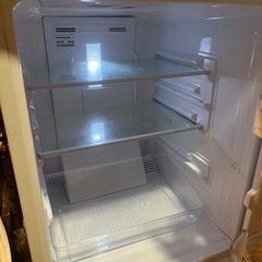 冷蔵庫137Lの画像
