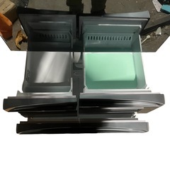 【ジ0118-16】高級感あり‼️TOSHIBA 冷蔵庫の画像