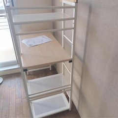 LOWYA デスクの画像