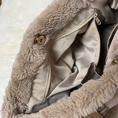 フェイクファー  ハンドバッグ ブラウンの画像