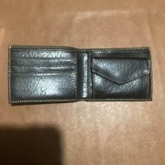 二つ折り財布の画像