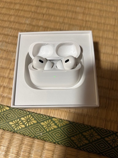 AirPods Pro 2 MagSafe充電ケース
