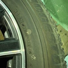 スタッドレス　タイヤ　195/65r15 １５インチ　ウェッズの画像
