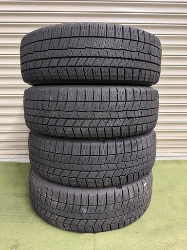 大幅値下げ！バリ溝DUNLOP スタッドレス　ウインターマックス03