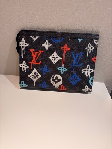 希少品　ルイヴィトン　クラッチバック　
