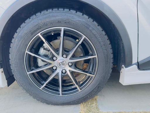 【中古】DUNLOP製215/60R17スタッドレスタイヤ