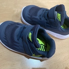 NIKE子供靴　新品の画像
