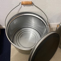 【引取先決定】缶バケツ　差し上げますの画像