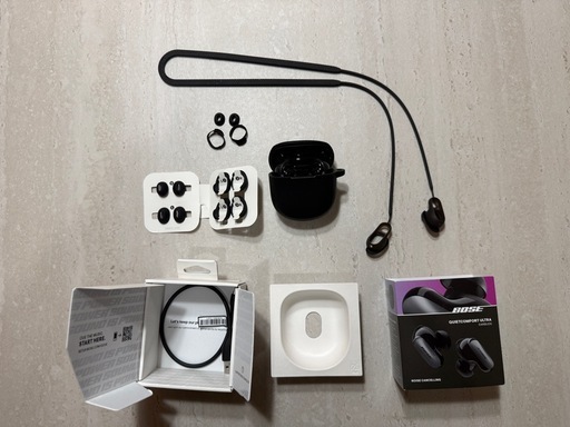  【美品】Bose QuietComfort Ultra Earbuds（純正XSチップ＆ストラップおまけ付）