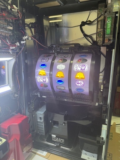 北斗の拳 宿命 スロット コイン不要機 実機 家庭用電源 パチスロ実機 サミー