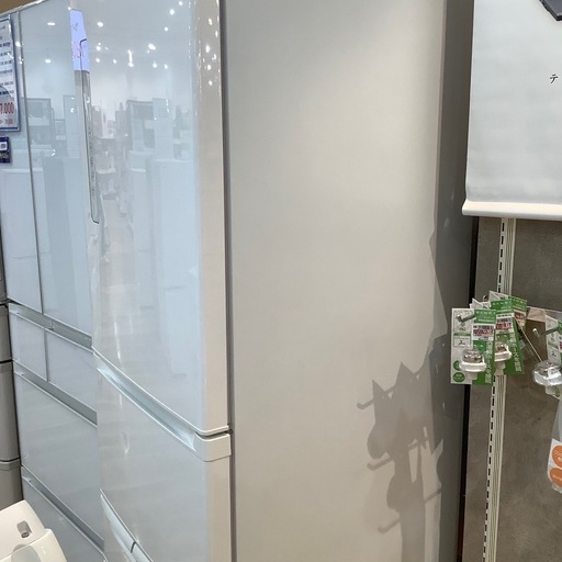 【トレファク神戸南店】TOSHIBA の5ドア冷蔵庫です【取りに来られる方限定】