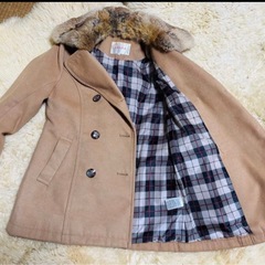 レディースファー付きキャメルダブルブレストコート　2635の画像