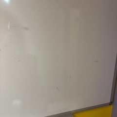 吊り下げ式ホワイトボードの画像