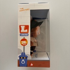 POPMART ポップマート Labubu ラブブ  THE MONSTER Wacky mart シリーズ　店員の画像