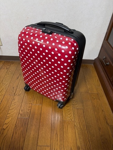赤白水玉模様キャリーケーススーツケース (くう) 西葛西のバッグ