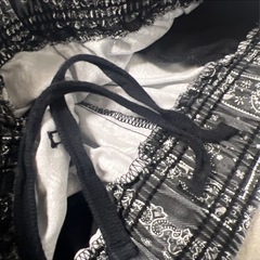 メンズGUカジュアルパンツS 柄パンツ バンダナ柄の画像