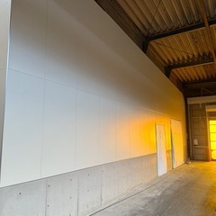 手に職を付けませんか？内装仕上工 化粧板パネル 軽天ボードの画像