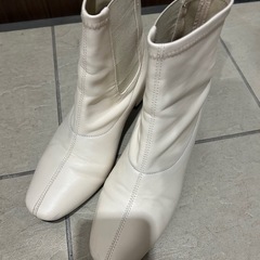 美品　レディース　ブーツ　ホワイトの画像