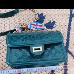 キルティングデザイン ショルダーバッグ　グリーンの画像