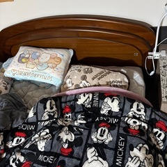 セミダブルベットとマットレスセットの画像