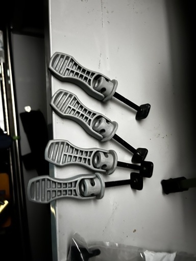 thule  スキースノーボード キャリア