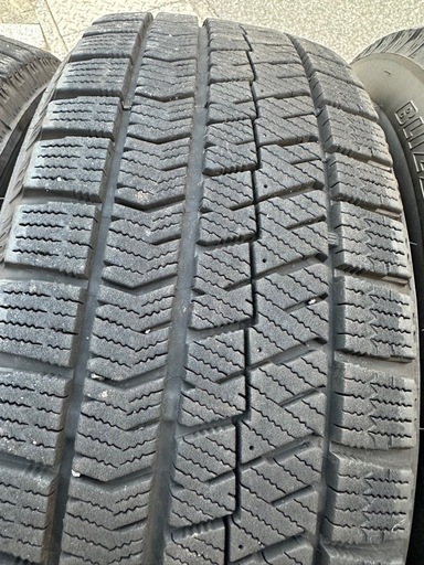 195/65R15 スタッドレスアルミセット4本 (こう) 道上のタイヤ