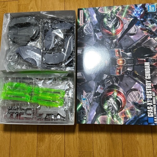 ガンプラ.HGCEデストロイガンダム
