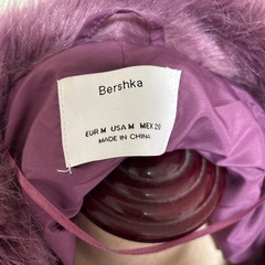 Bershka ファーコートの画像
