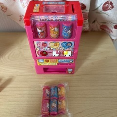 自動販売機　おもちゃ　2つまとめての画像